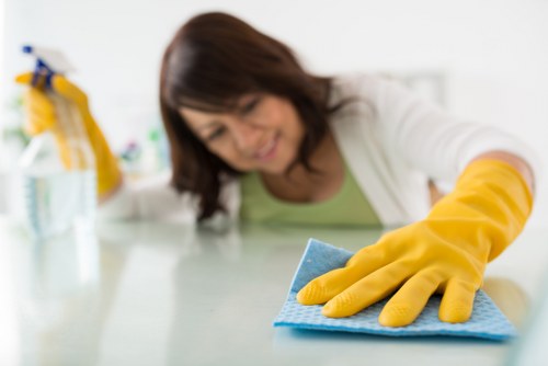 Shopfront and office window cleaning service in Richmond